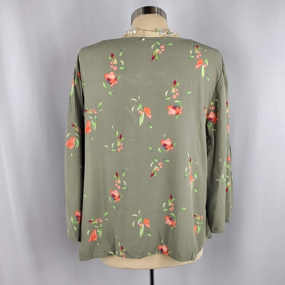 💥Just In💥AVA & VIV Floral Top...Size X - Picture 3 of 7